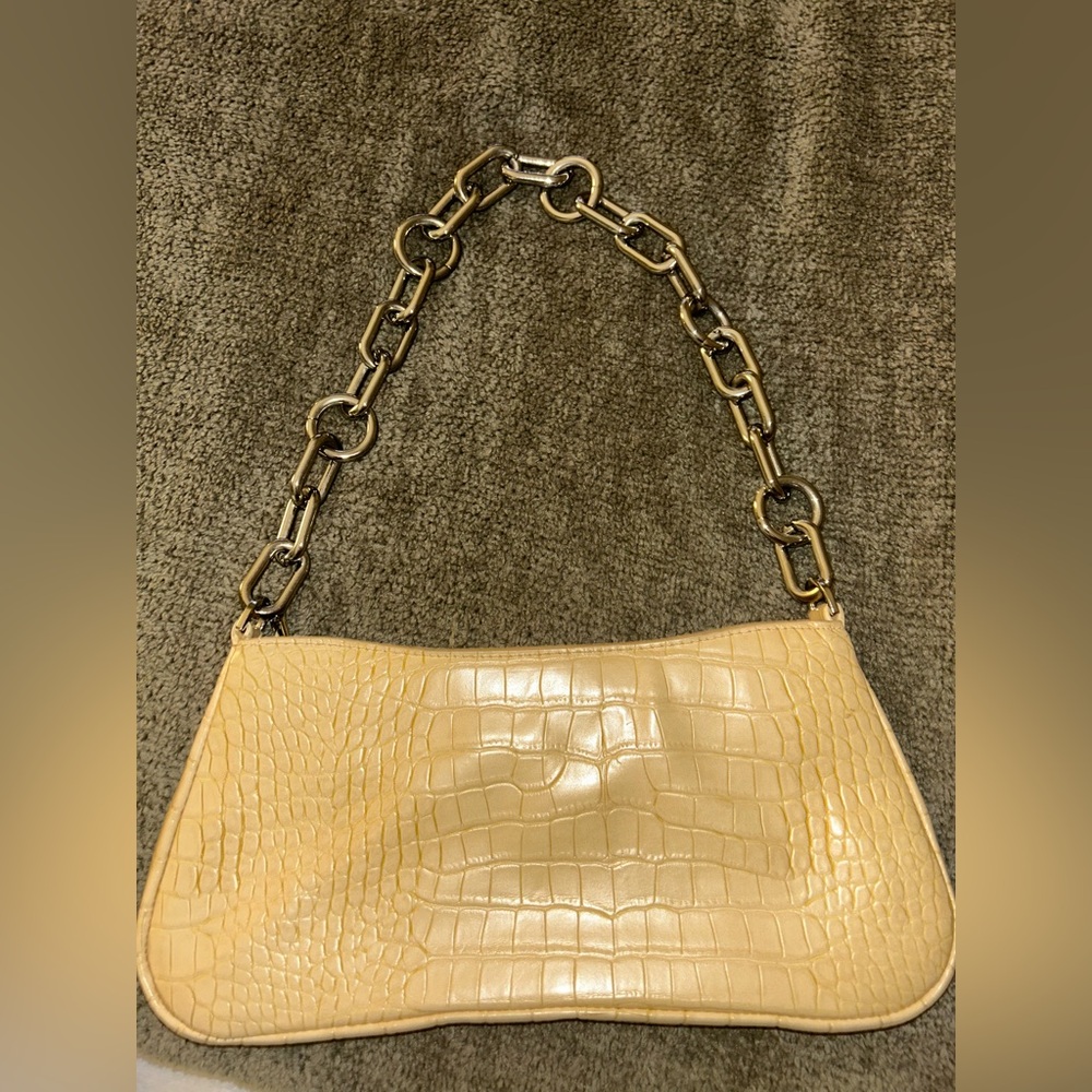 Elegant yellow Croc-Embossed Chain Shoulder Bag
